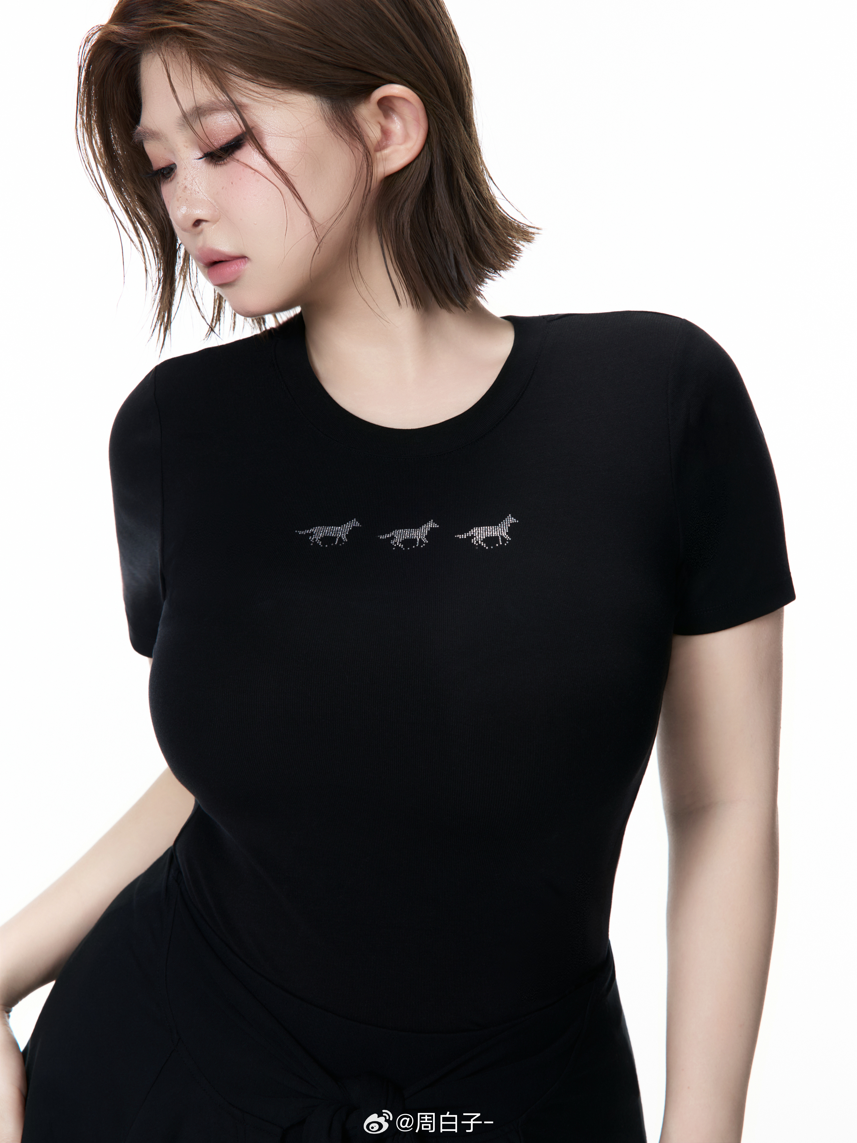 辣妹本命天马 T✨Slim 超塑腰线版型，轻松掐出S腰高弹平纹针织面料，修身不紧