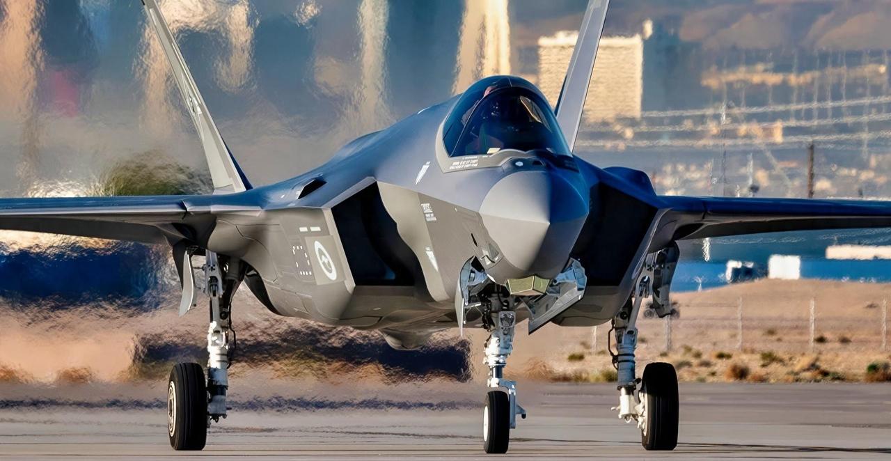 美空军宣布：F-35A成为史上第一款可投掷热核武器的隐形战斗机

美国空军宣布F