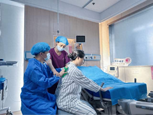 老公陪产会心疼老婆？医生：男人会恶心，过来人：结局是离婚