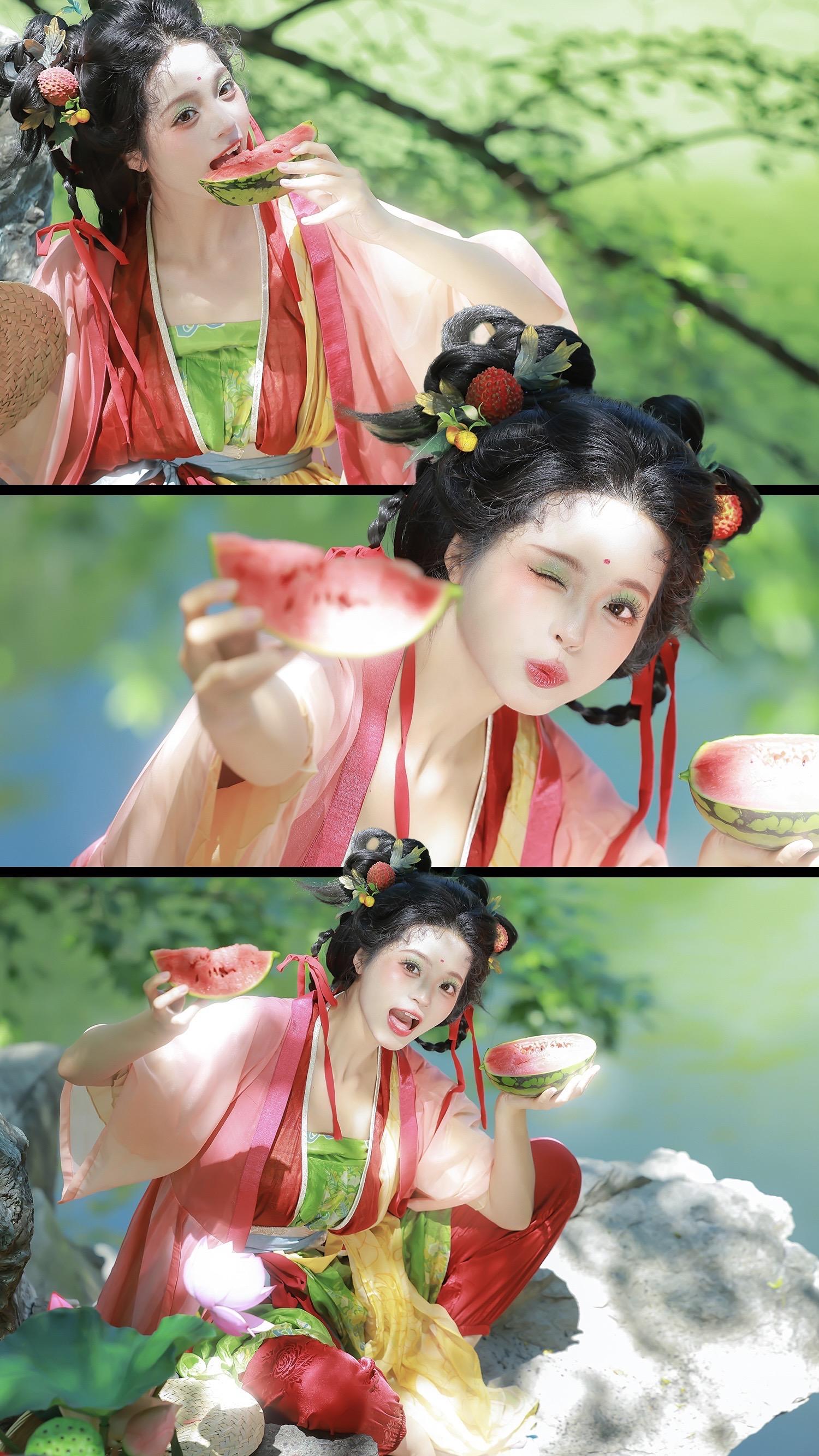 “呐，最甜的一块西瓜给你吃🍉”🧚‍♀️：  💄