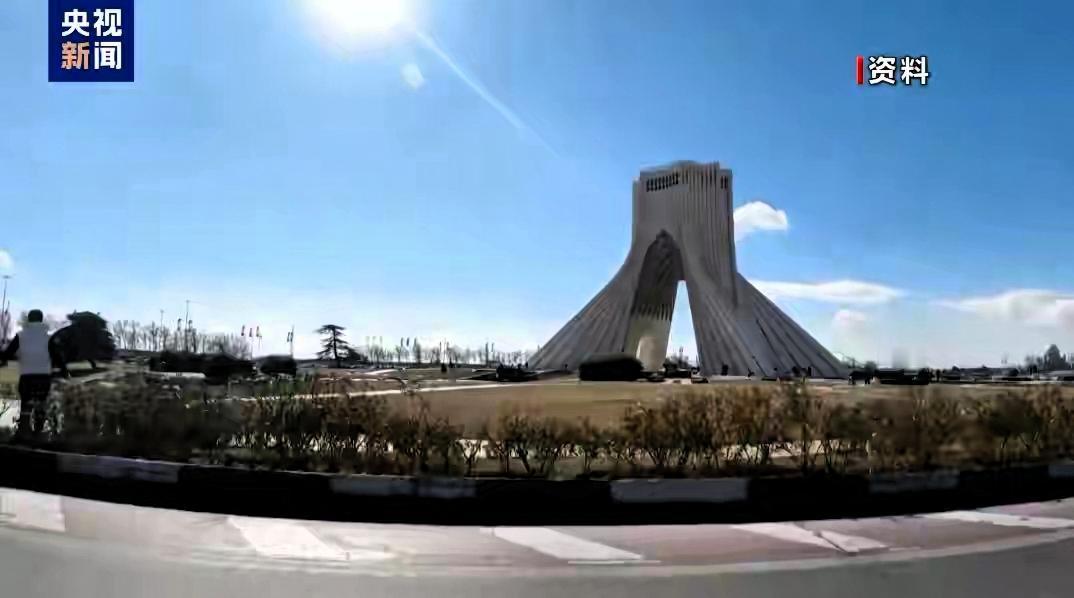 这一嗓子喊出来，中东的火药味儿直接拉满了！

“最高战备”、“导弹储备增加”、“