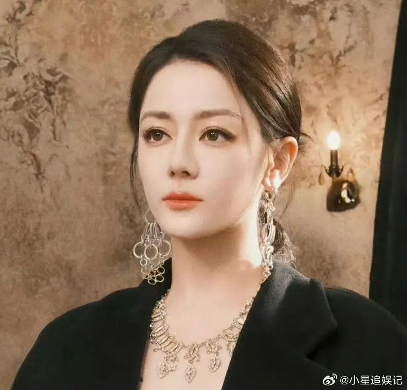 陈飞宇和迪丽热巴拍短剧的宣发模式是内娱第一人吧？ 