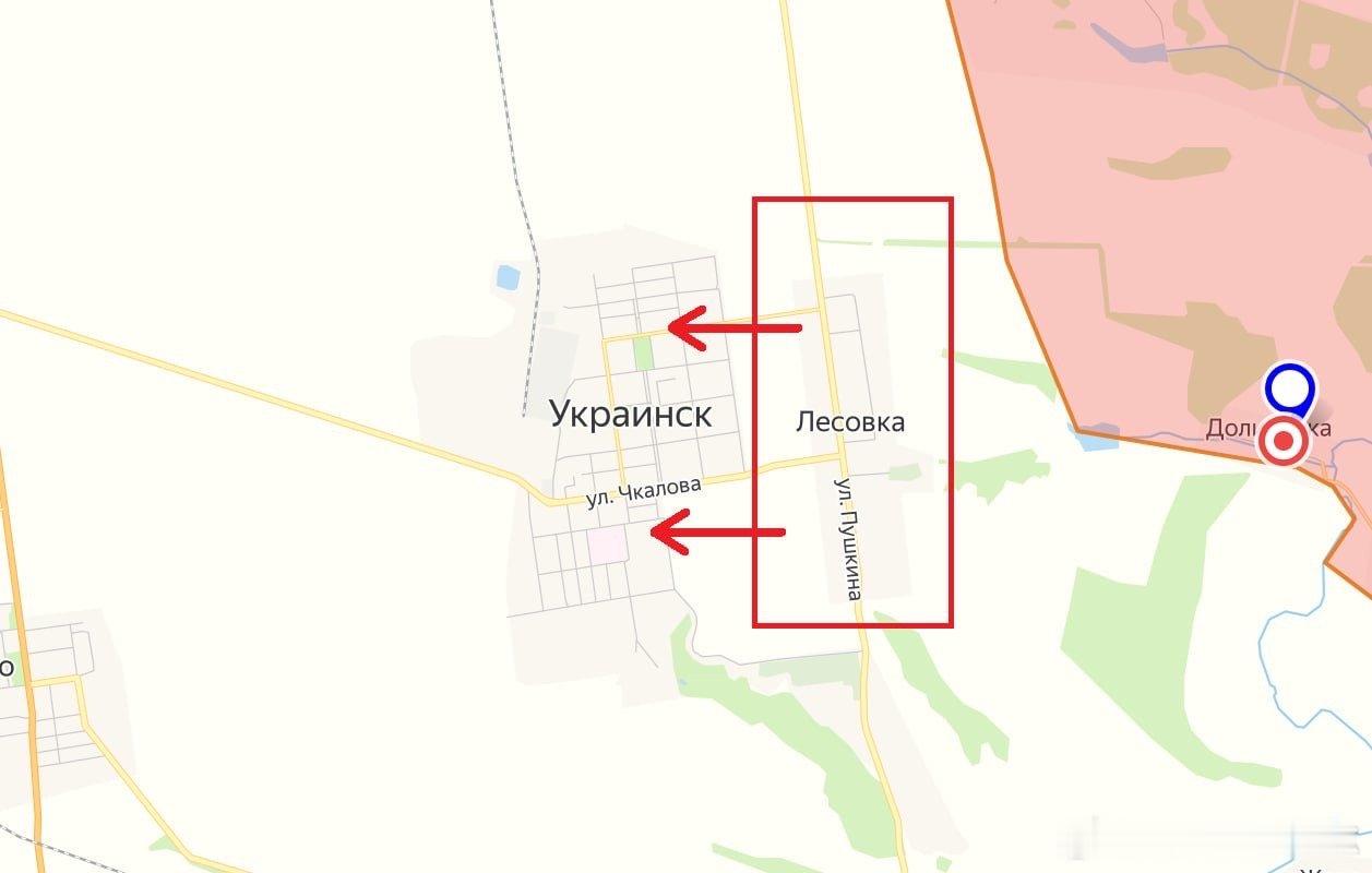 俄罗斯军队进入乌克兰城市。对城市的进攻开始了。 ​​​