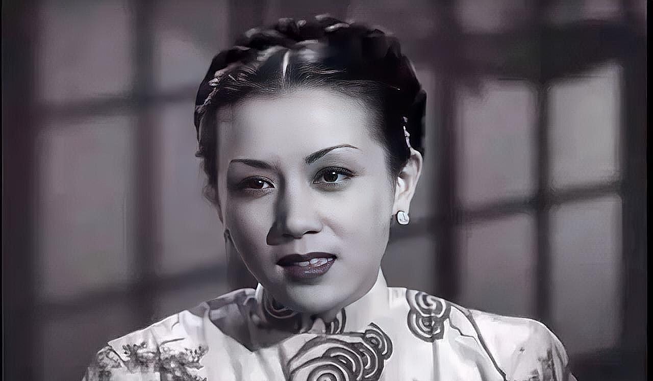 17岁的他对8岁的她一见倾心，他耐心等她长大，8年后抱得美人归！ 张大炎是江苏江