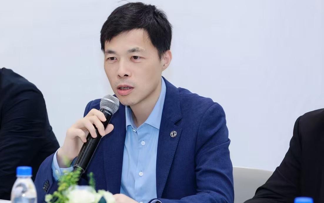 东风研发总院杨帅被换
近日，东风迎来内部人事调整，引发外界关注。外界传“杨彦鼎被