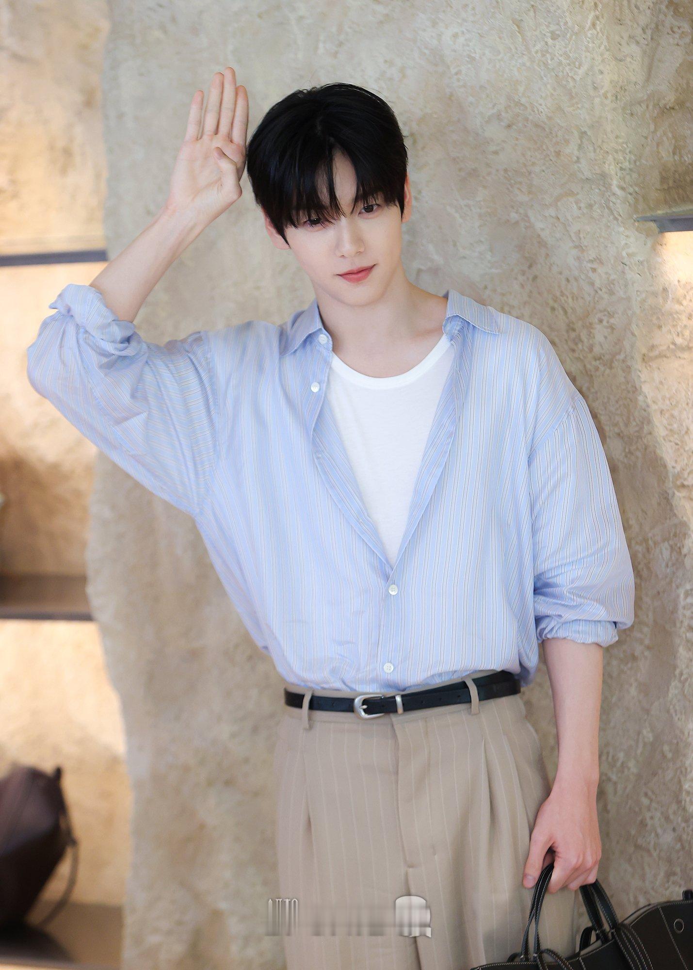 260629 sportsQ新闻图秀彬Polène站台 Photo Call 不