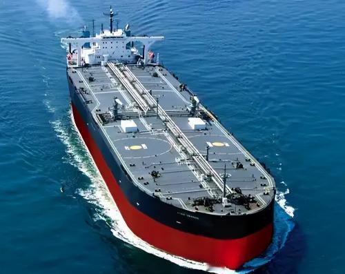 两艘中国油轮正在逼近委内瑞拉，这一次美国敢不敢拦？若是美国真敢扣船，那就不仅是对