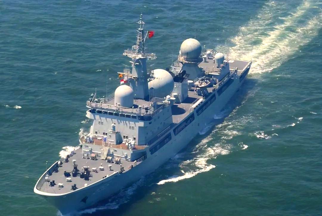 中国815电子侦察船，为何各国不能攻击它，应该说不敢攻击它，这船看上去没啥火力，