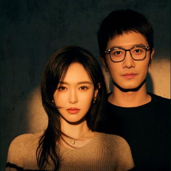 唐嫣罗晋婚变传闻后，
唐嫣官宣新剧破谣言
2026年初，唐嫣与罗晋的婚变传闻引发