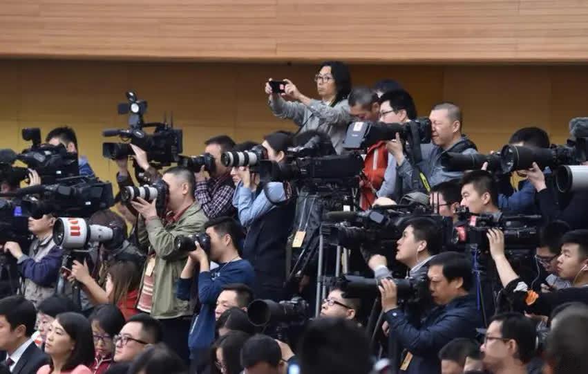 可喜可贺！终于把“台湾改成‘中国台北’了，民进党当局做梦都没想到，之前‘上蹿下跳