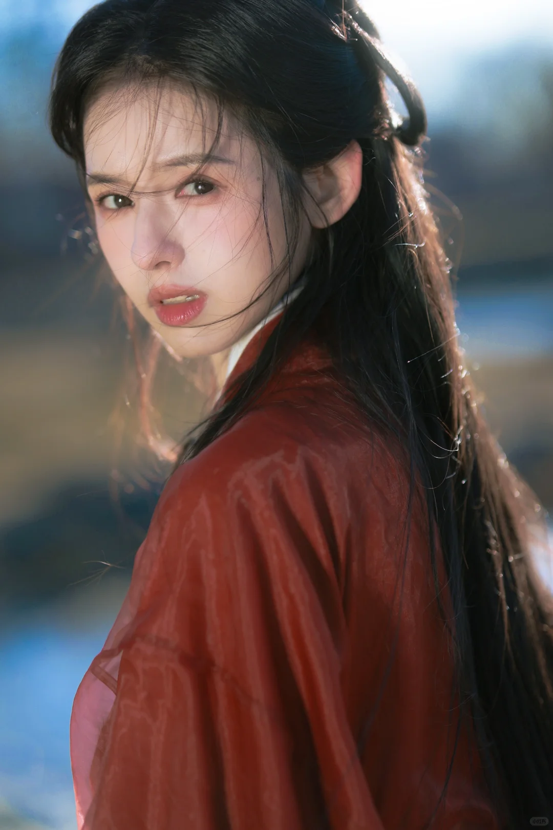 红尘来去散无痕