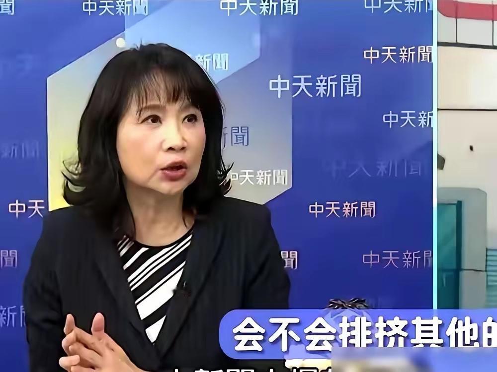 录制现场差点打起来！赵少康刚张嘴，就被女嘉宾陈凤馨一句话怼回去，话筒开着，全场鸦
