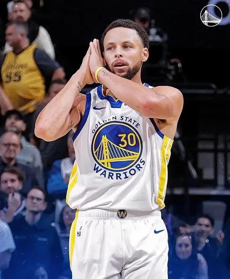 就算是天王老子来了，今年的NBA全明星首发阵容也得是以下这10位球员：

西部首