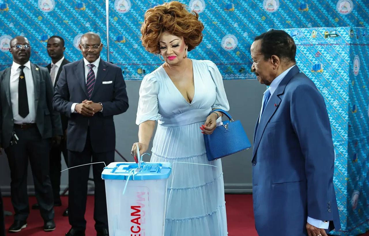 🇨🇲❗目前现任喀麦隆总统保罗·比亚与伊萨·奇罗马的支持者都宣称自己的阵营获得