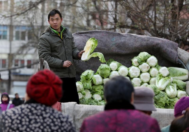 现在白菜4块钱一斤正常吗? 现在白菜4块钱一斤正不正常，得看具体情况。在济南，国
