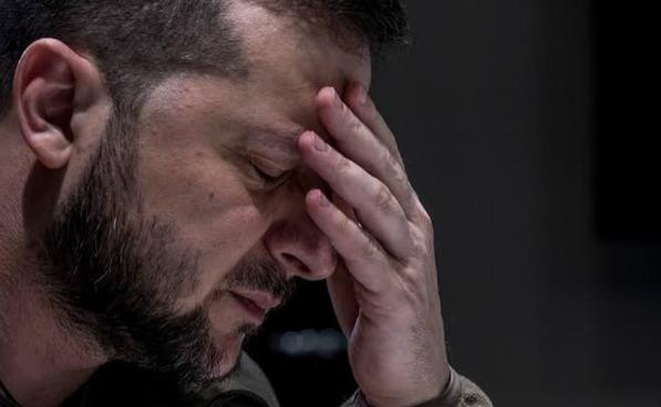 纸终究包不住火了！明迪奇丑闻已经对泽圣以及整个乌克兰造成了严重损害。

乌克兰高