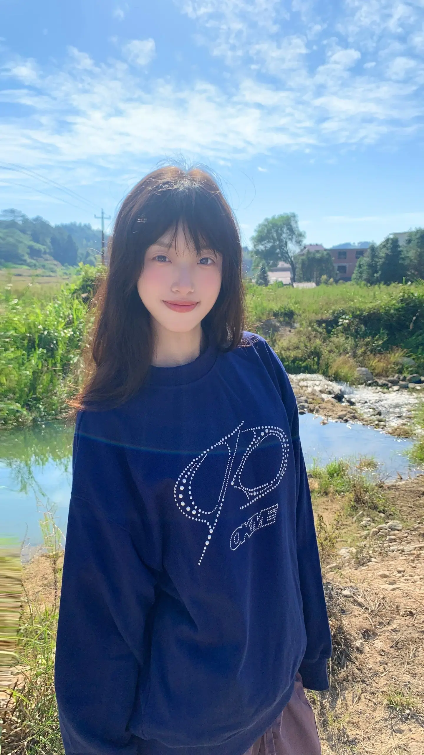 有人嫌你太胖不够漂亮 有人捏着你的脸告诉你我爱你的所有