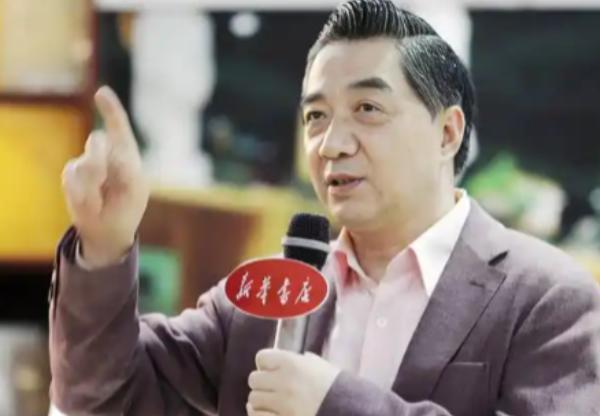 有人说美国不是不敢打中国，而是他们不敢赌！著名军事专家张召忠说过，美国若因台岛与