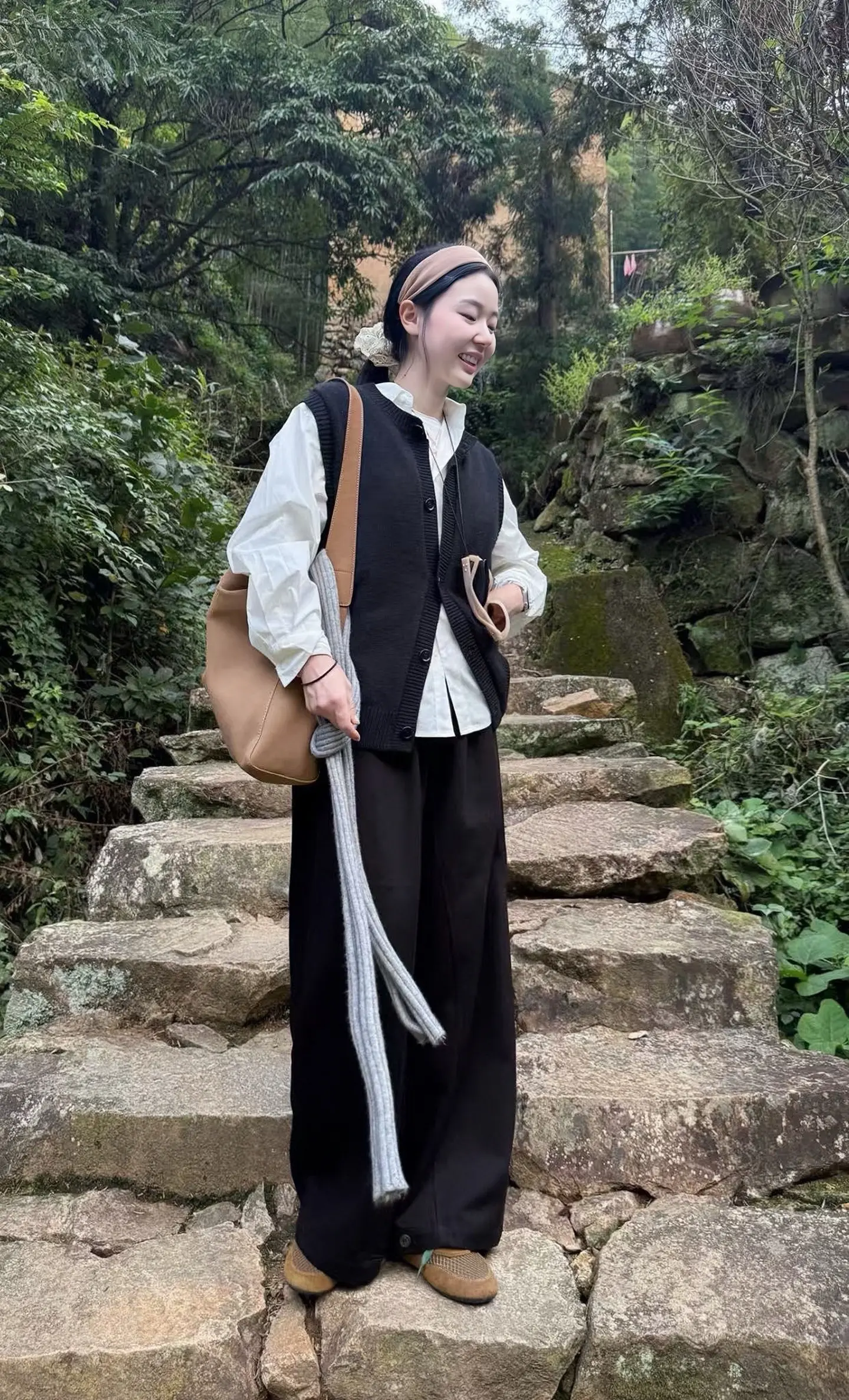 秋季日常实用穿搭思路分享 早秋黑白灰穿搭测评 韩系穿搭 ins穿搭 晒...