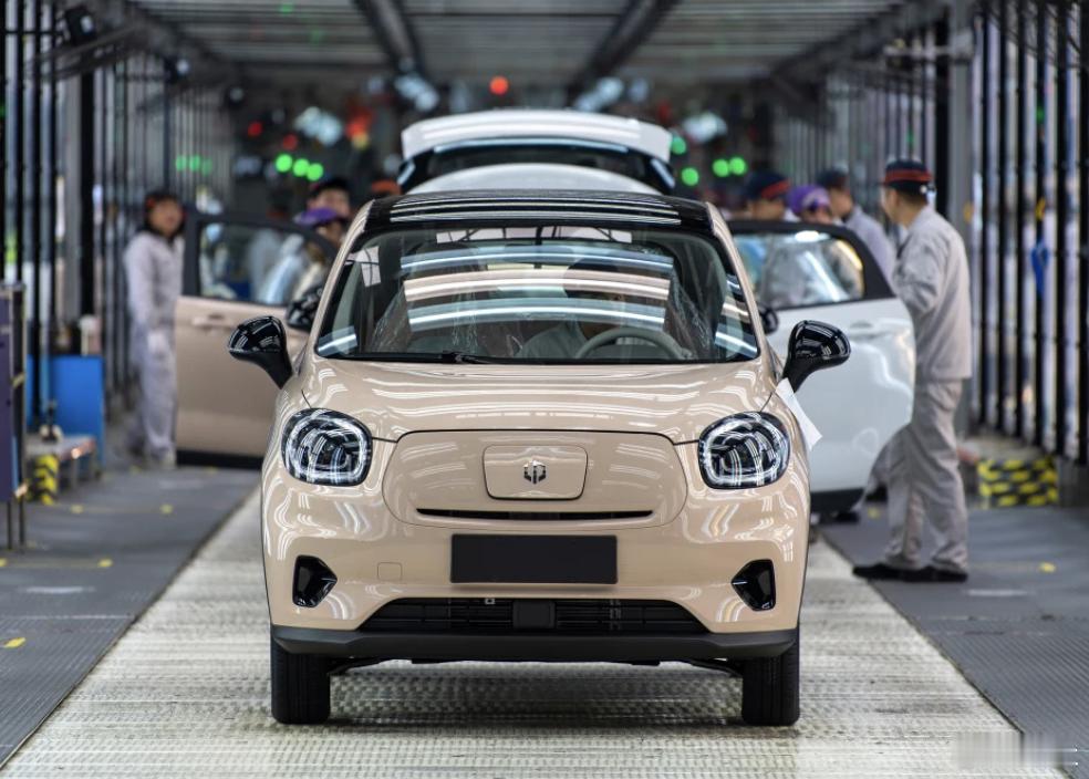 加拿大宣布电动汽车新战略，和中国合作加拿大总理府发布最新声明，启动电动汽车新战略