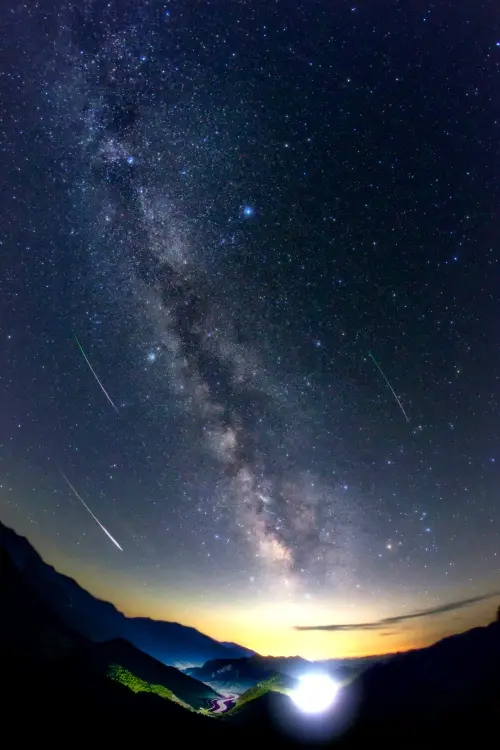 2025年英仙座流星雨即将来袭！。星友们打算去哪里观测呢？ 英仙座流星...