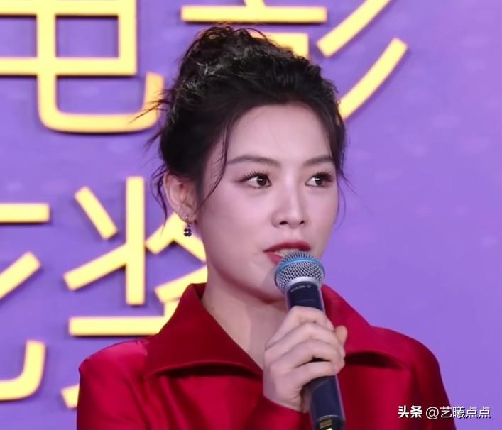 今晚，第38届大众电影百花奖闭幕式红毯太有看点了，“君霄”同框直接杀疯了！
陈丽