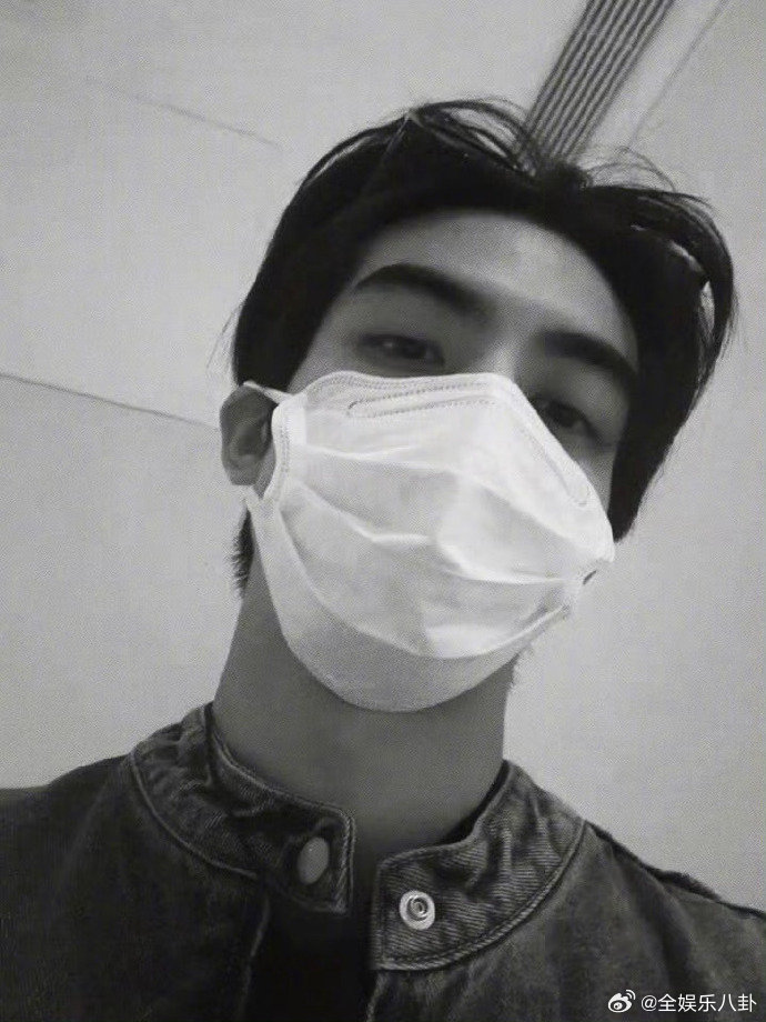 宋威龙说自己是普通帅哥宋威龙说男人最好的医美是医美宋威龙说被夸帅会有压力自谦是普