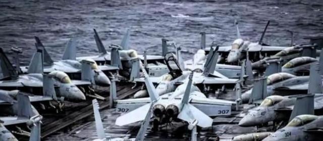 美军两架坠毁南海的飞机原因已明确，不是电磁攻击，也不是“南海魔咒”，而是……美军