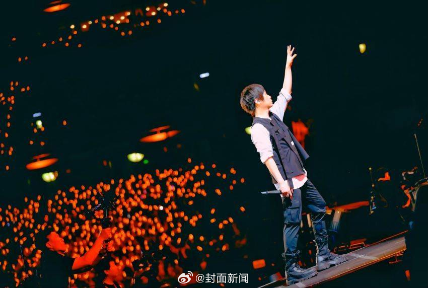 【#阿信回应五月天专辑越出越慢#：是希望越做越好】#五月天称巡演结束后将暂时休息