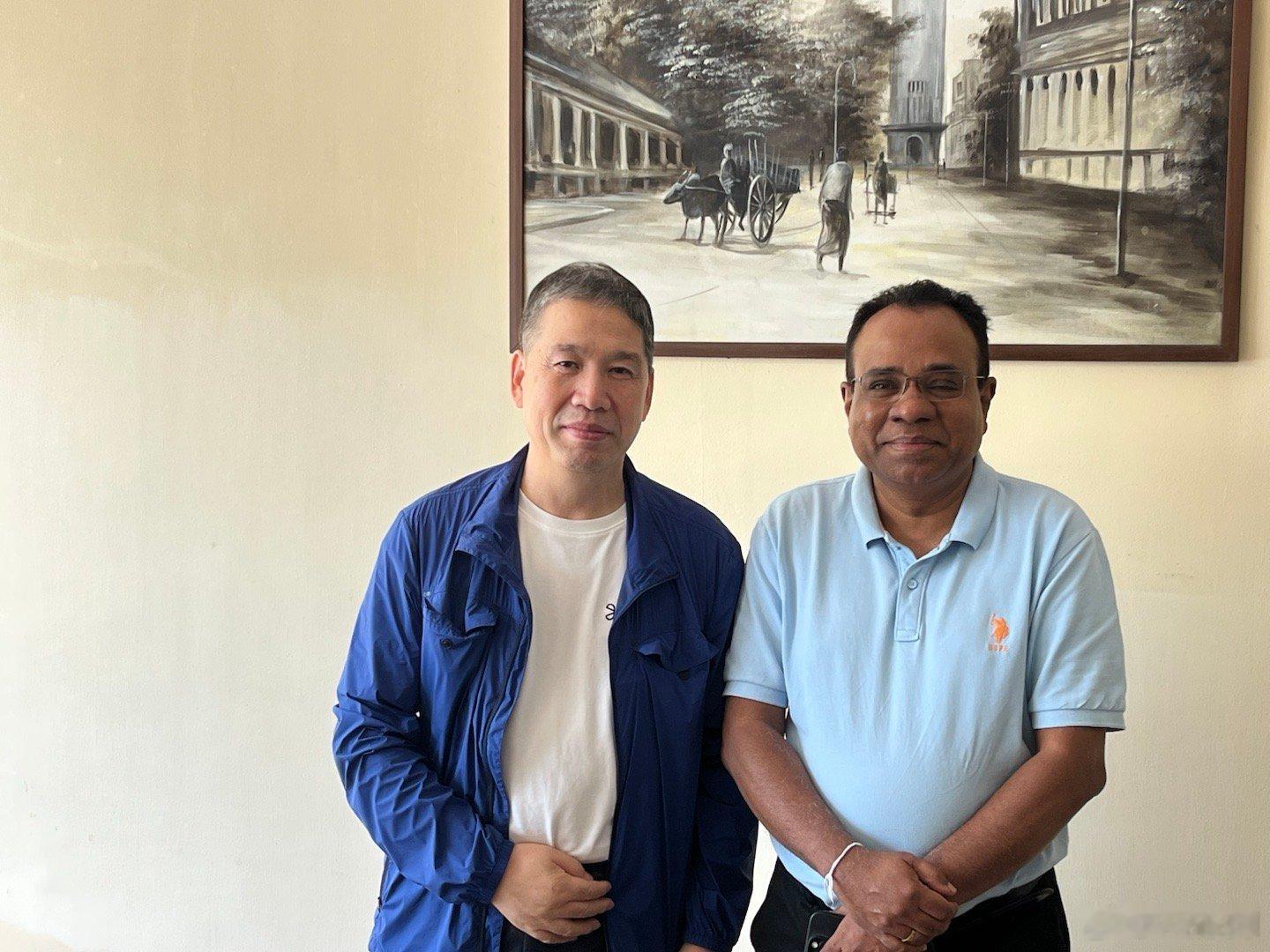 周晋峰会医学院院长谈同一健康 斯里兰卡·Dutch Hospital