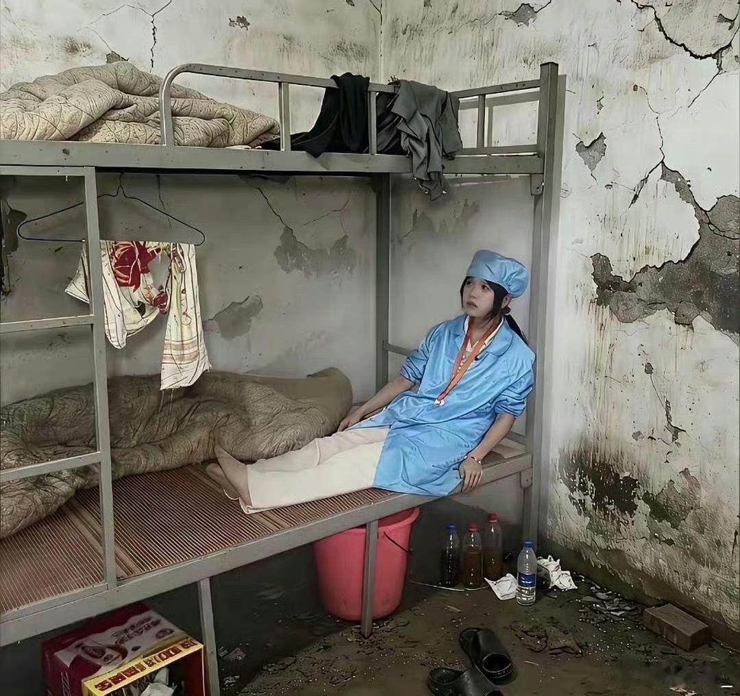 外出打工，钱重要还是居住环境更重要？
 
 
很多年轻人外出进厂打工，最关心的就