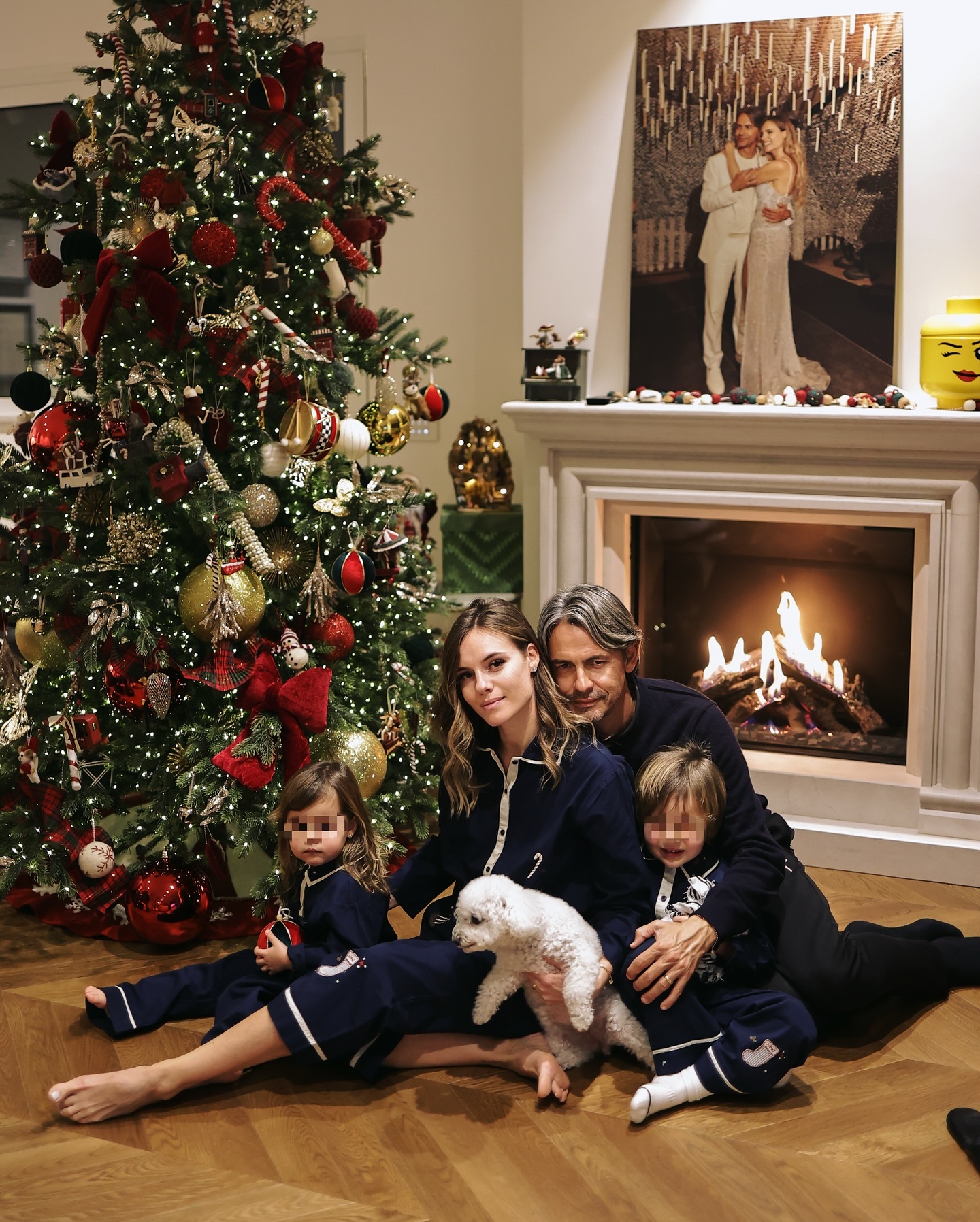 【🎄】 九爷幸福的一家人。❤️ac米兰名宿