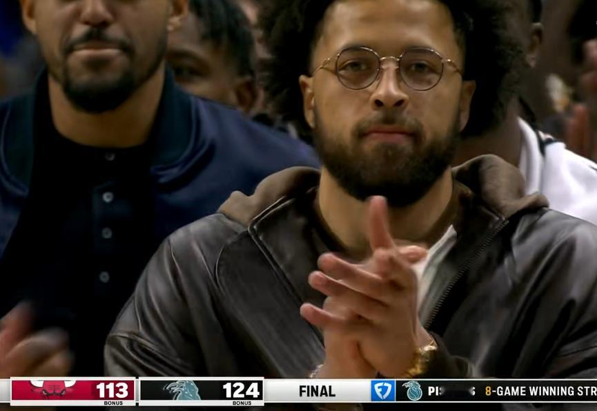 活塞有点夸张了，没有坎宁安没有杜伦，几乎轮休了全部的主力，但依然赢下了公牛拿到8