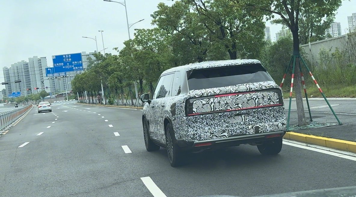 极氪9X要出五座版了。极氪9X卖的好，好大哥霸气车新选择，但很多大哥说不想要六座