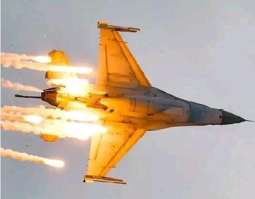 美军大兵在中东的情绪那可复杂得很。长期的海外部署让他们疲惫不堪，很多人远离家乡和