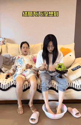 以其人之道还其人之身， 你在我身上找茬，我就在你身上找乐子，娘俩都是人才！