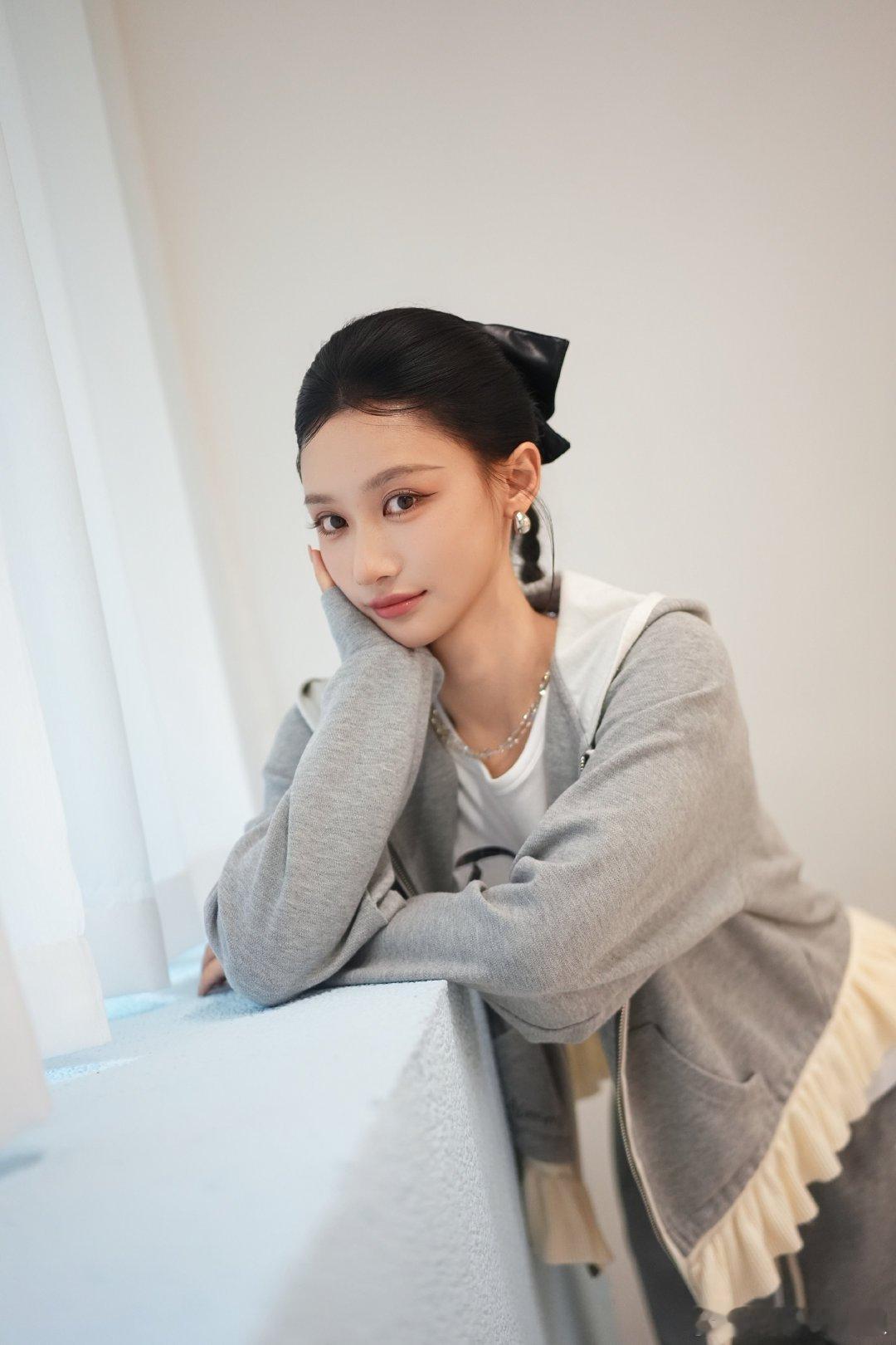 唐艺昕 何宣林乘风2026乘风舞台rap难度拉满，何宣林自认实力不足，众位姐姐都