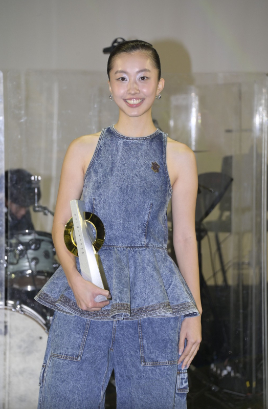 【陈奕迅女儿公开恋情】陈康堤男友是爸爸陈奕迅介绍的陈奕迅女儿陈康堤昨晚在“第47