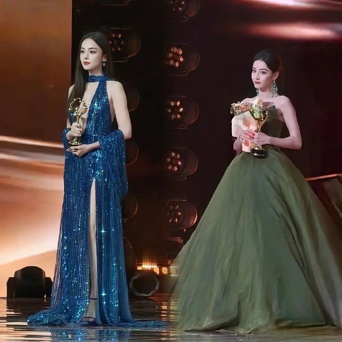 迪丽热巴和娜扎同框，看来身高真的蛮重要 