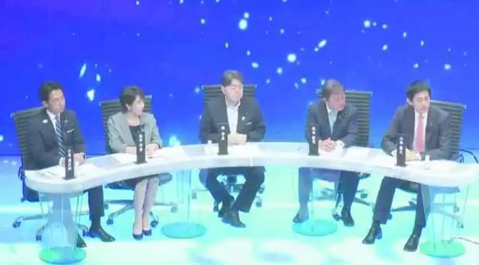 [浮云]二战阴影未散，日本政客却替战犯脱罪，日本自民党总裁选举候选人高市早苗，在