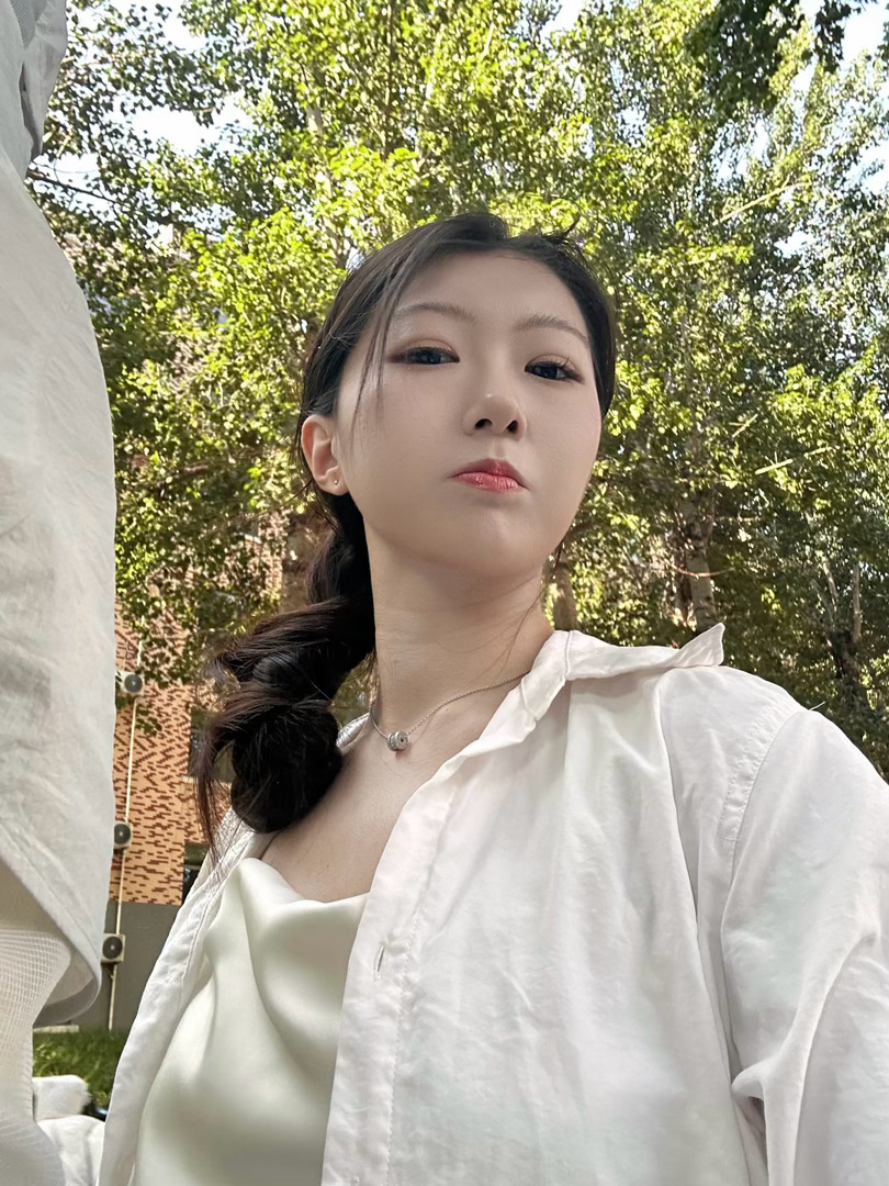 见完爸爸妈妈妹妹或者见完Yh，会获得一段高能量时刻我的青春不散场大学生喜爱内容共