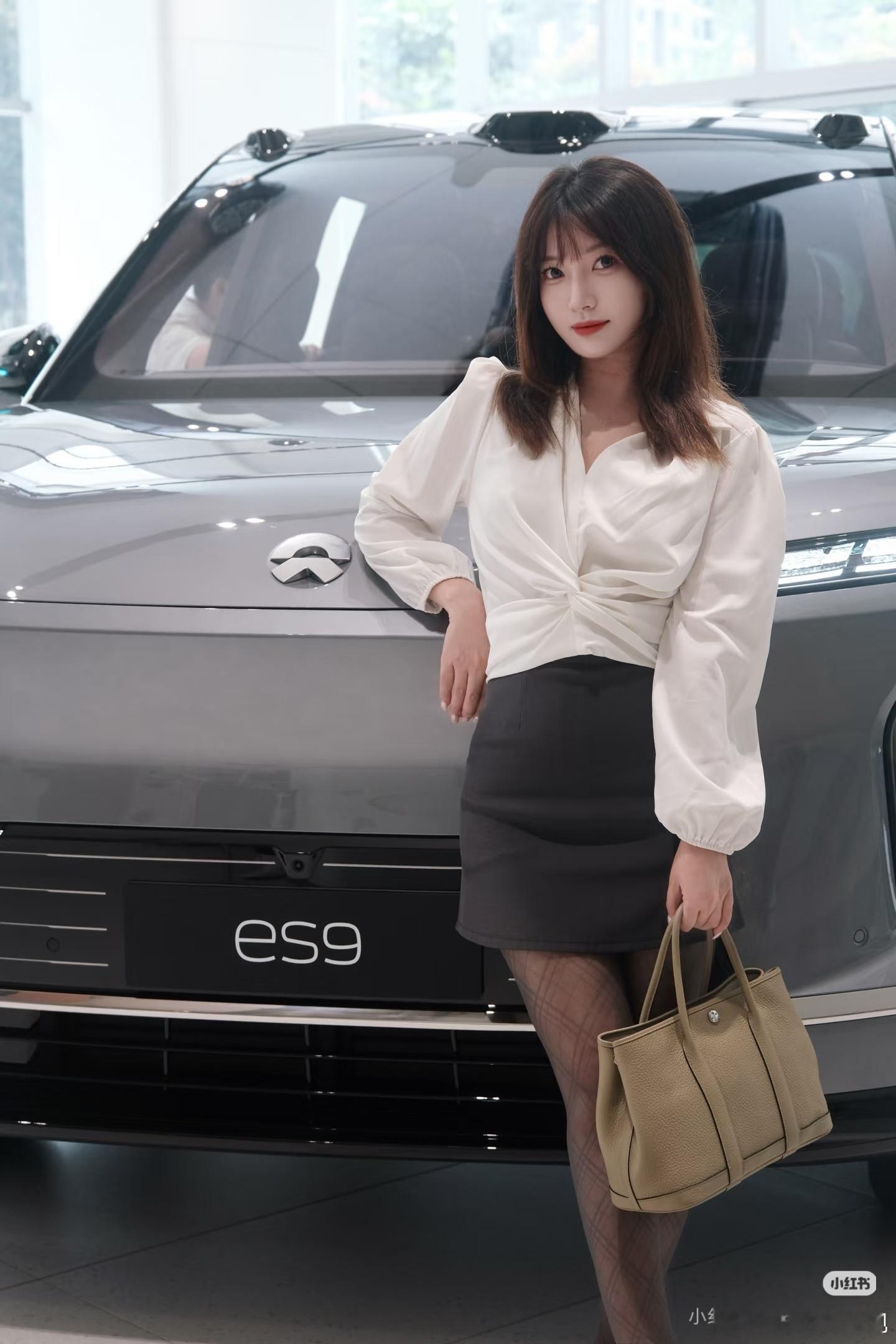 温柔亦有气场 现代女性的体面座驾作为身兼职场与生活多重身份的我，真的被狠狠戳中。