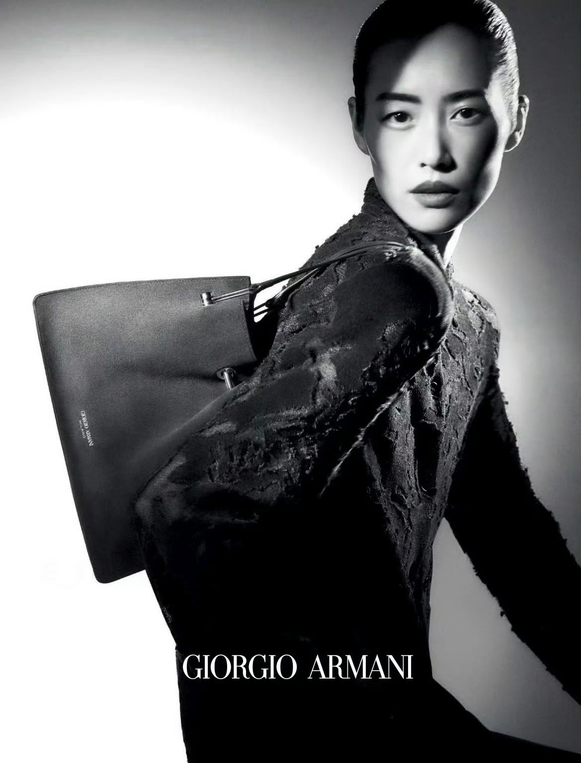 刘雯 x Giorgio Armani F/W 2025 Campaign又空降