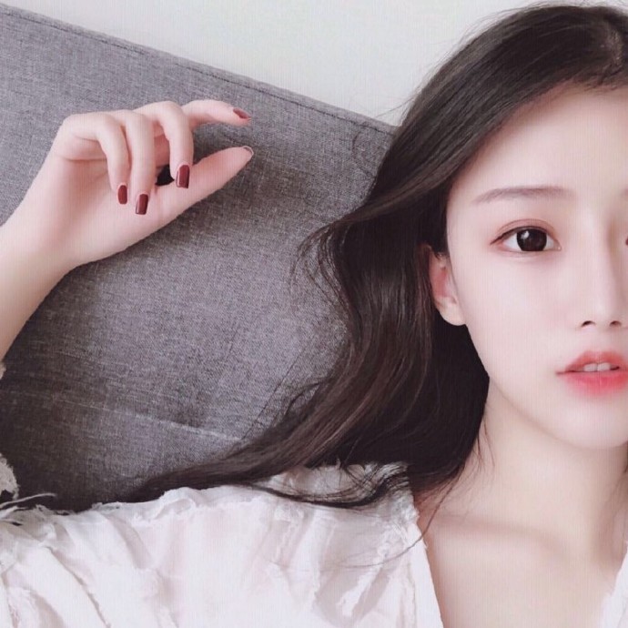 “   既然不屑为伍，何必害怕与众不同。                    