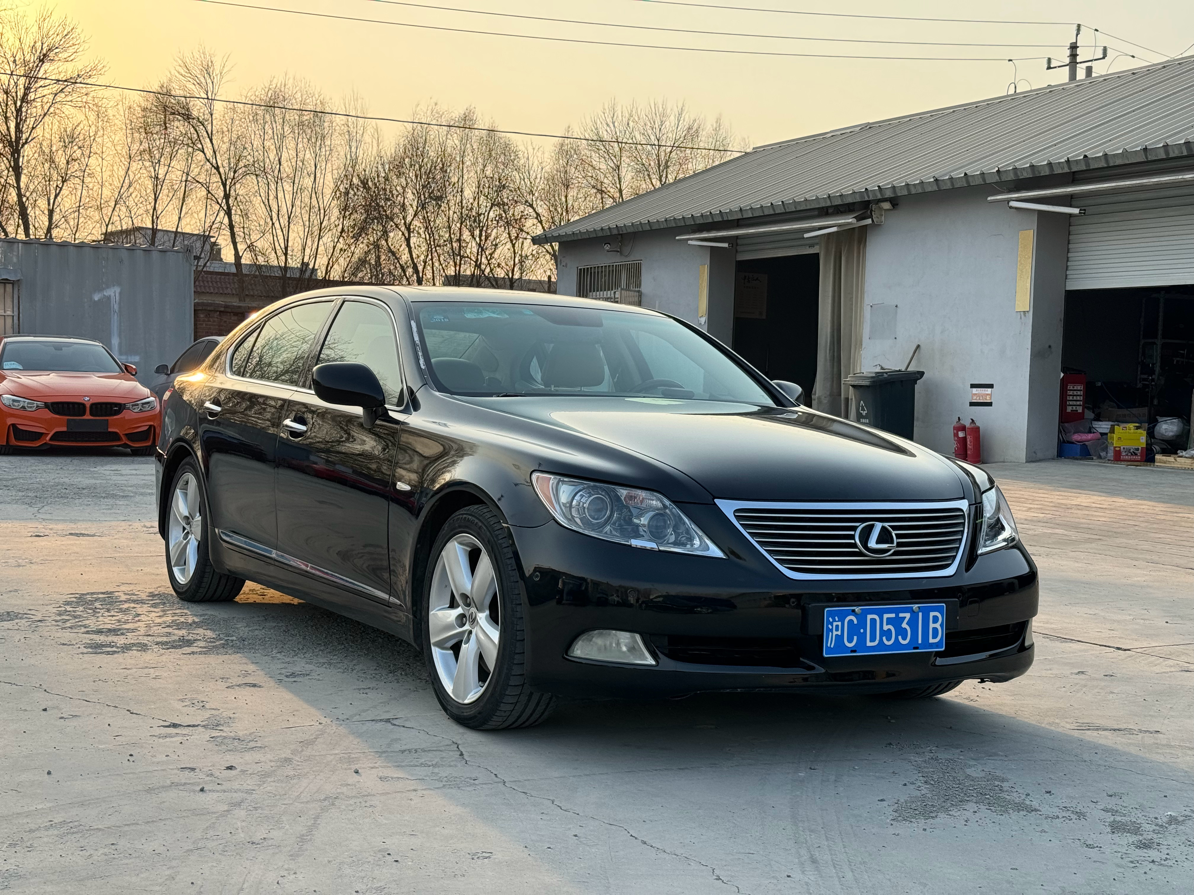 做二手车这么多年，经常会碰到车管所把车辆轮胎信息登记错，然后我们去过户呢，外地车