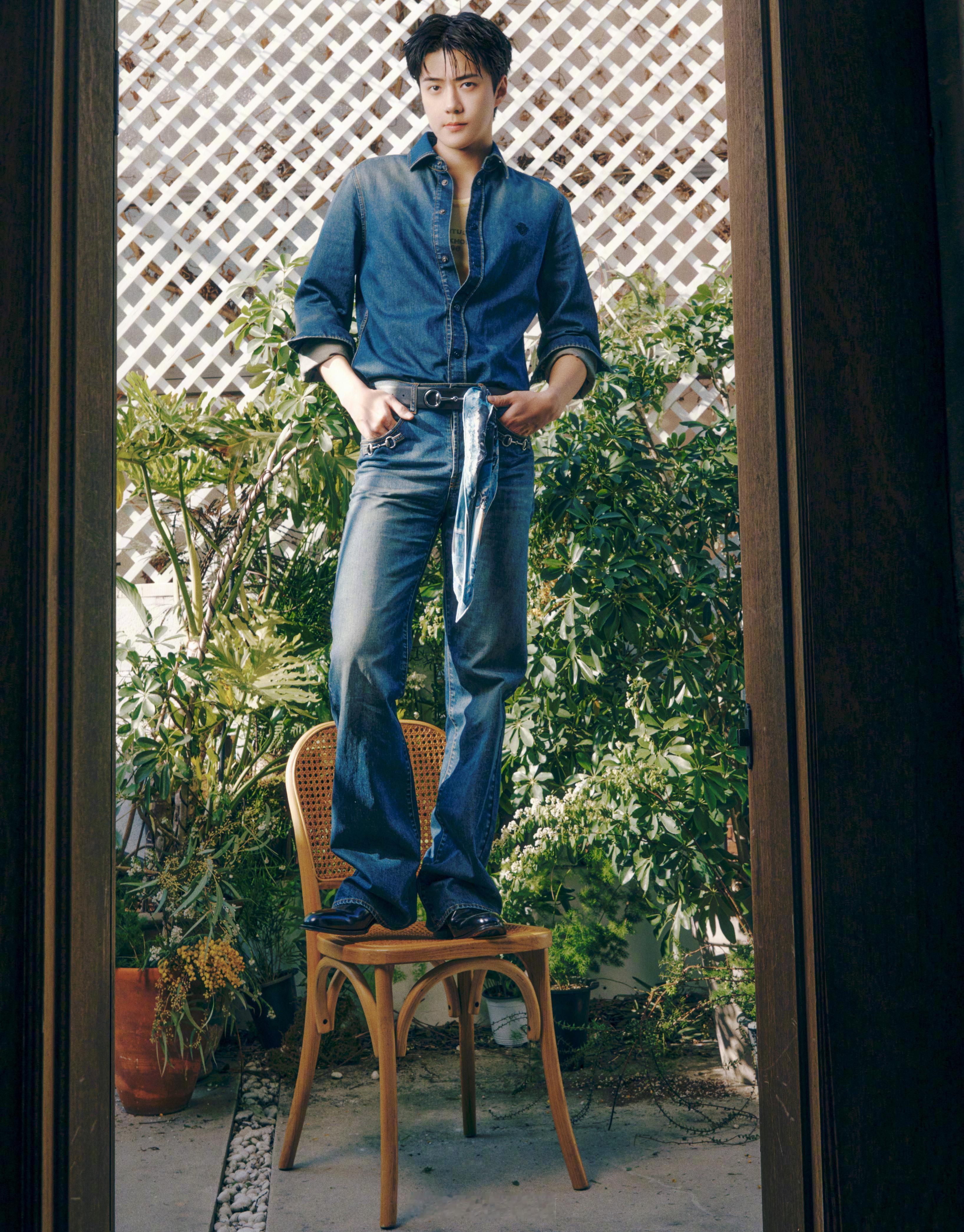 吴世勋 ｜ 芭莎男士 Bazaar Man  April  2026春日光影漫过