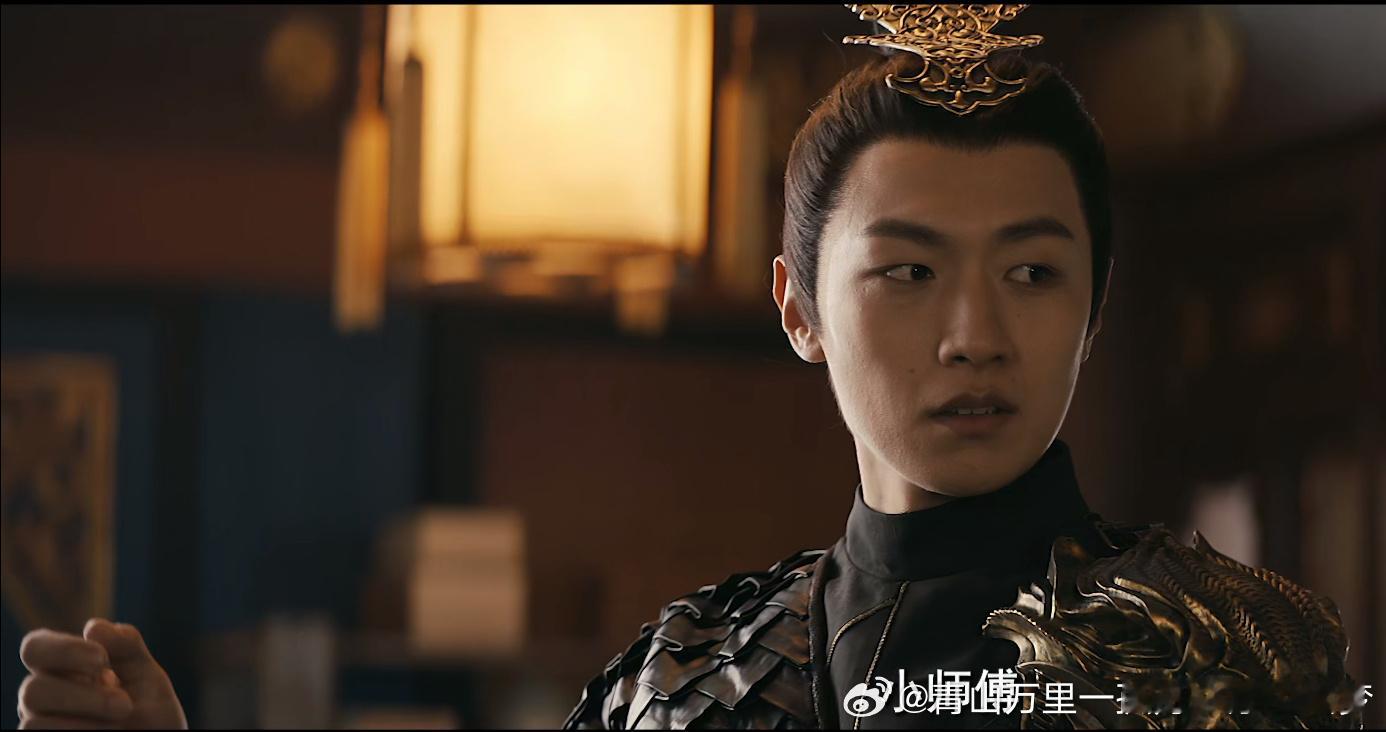 真的很生气，因为当父亲的不仅有私生子，还区别对待婚生儿子和私生子，导致少君主为了