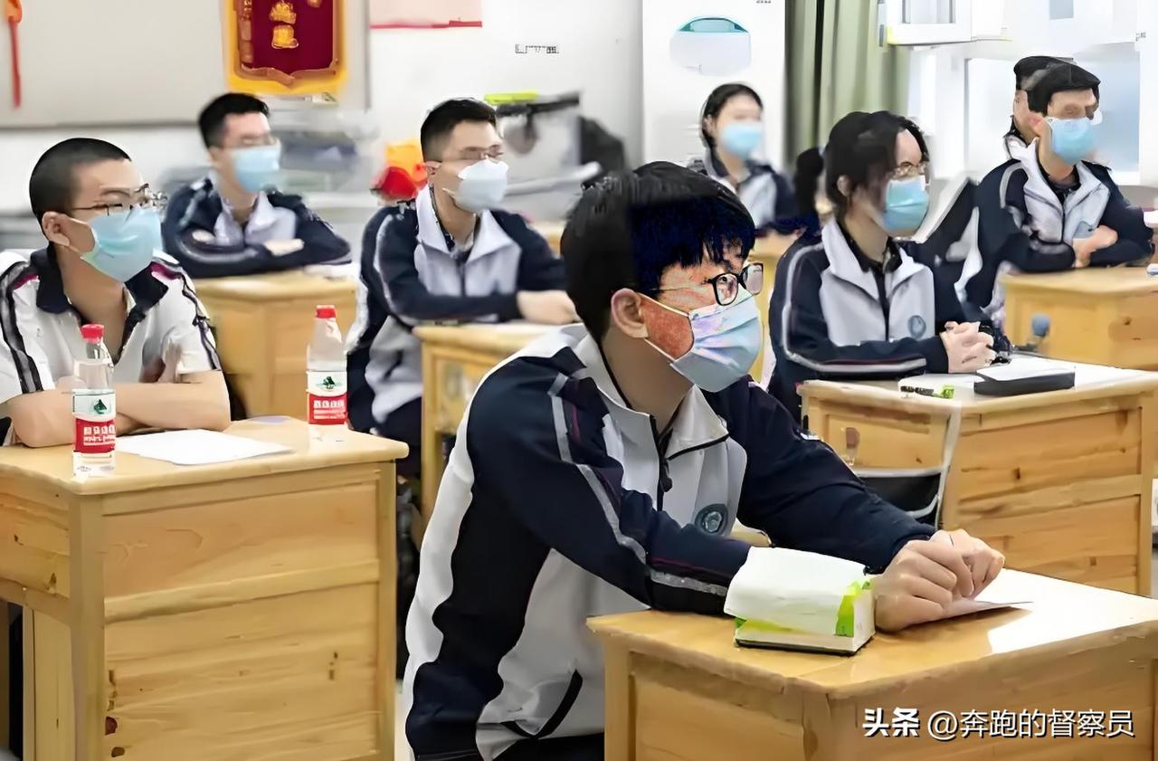 选热门专业到底养动力，还是毁动力？多数学生都搞错了因果
很多家长和考生笃定一个逻