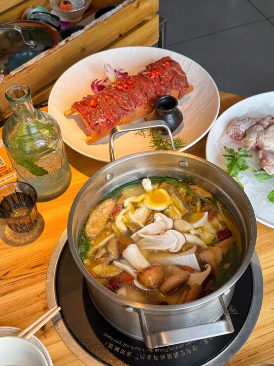 对这家火锅爱意融融！🍲🍄