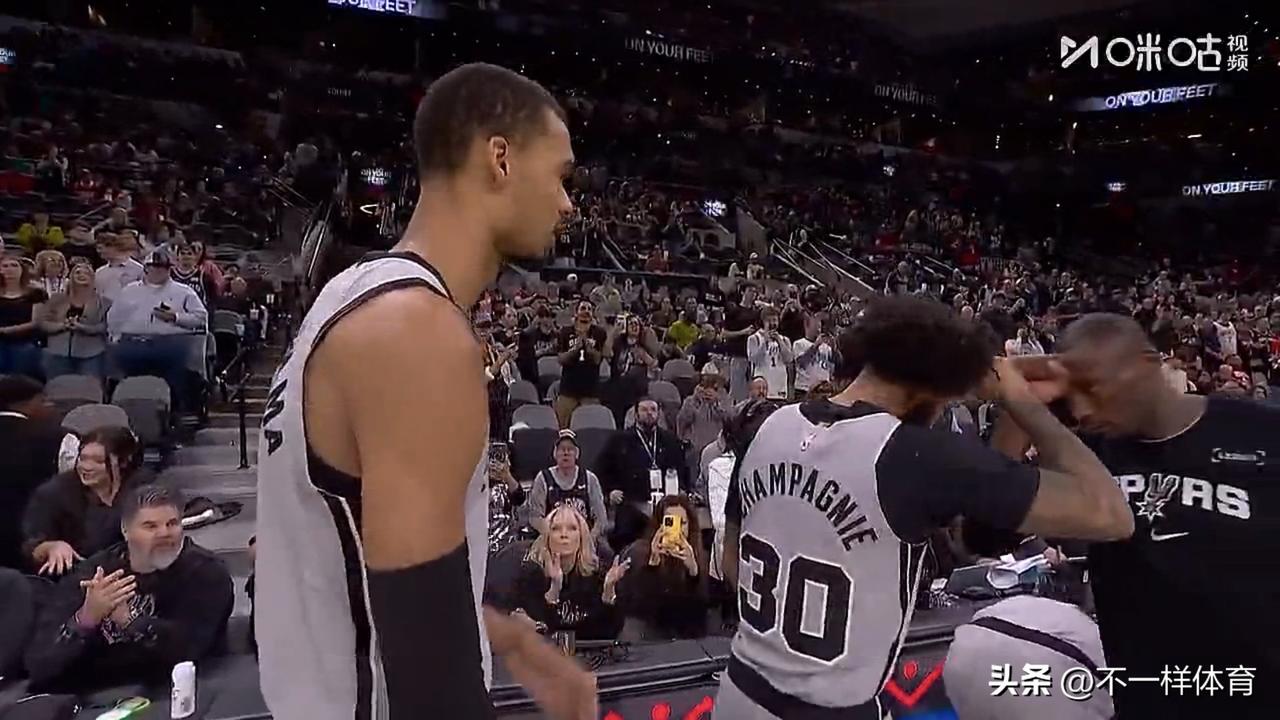 文班亚马29分8篮板4盖帽，马刺队145-120大胜火箭迎来四连胜，杜兰特23分